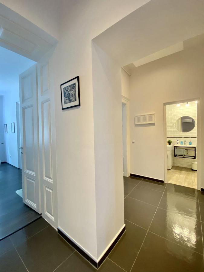 Art Apartment Szeged Bagian luar foto